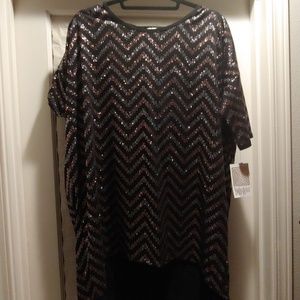 Large Elegant LuLaRoe Irma